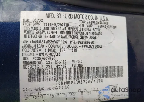 2002 Lincoln Town Car Executive из США, поврежденный, VIN 1LNHM81W52Y671124